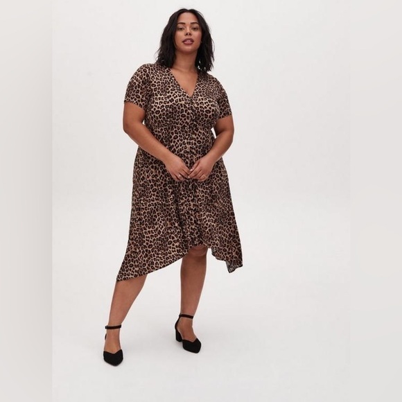Torrid size 4 leopard print challis shirt midi dress - Picture 8 of 9